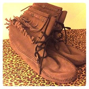 Minnetonka Moccasins